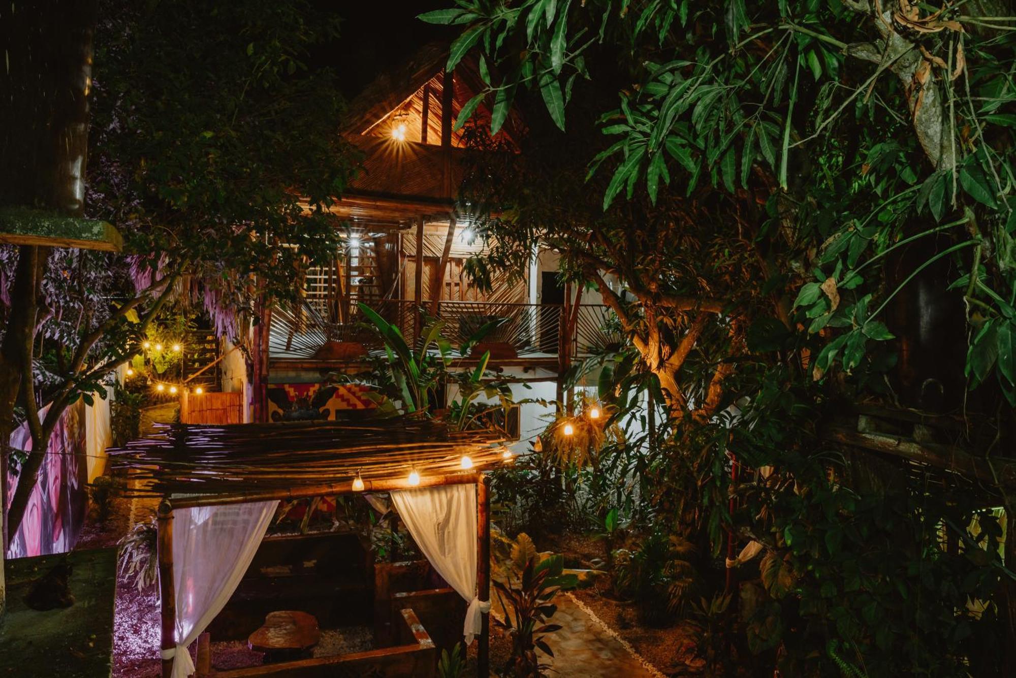 Kasakola Hotel Palomino Exterior photo