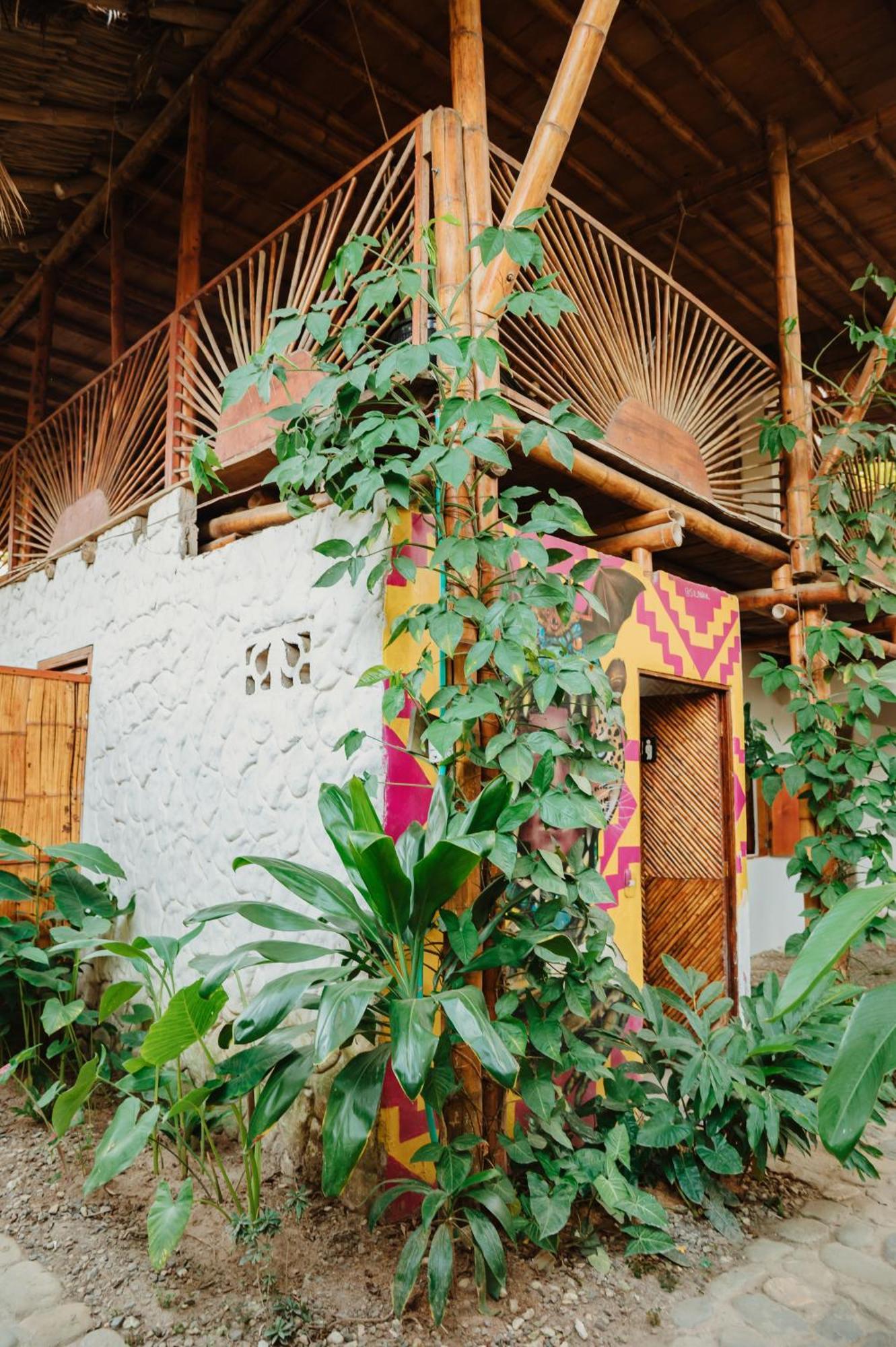 Kasakola Hotel Palomino Exterior photo